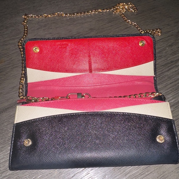 Prada Saffiano Leather Wallet on chain - Picture 8 of 9